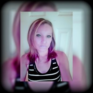 Meet your Posher, Crystal